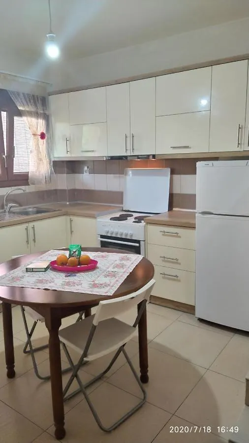 Maisonette In Paradisos Neos Marmaras 0*,