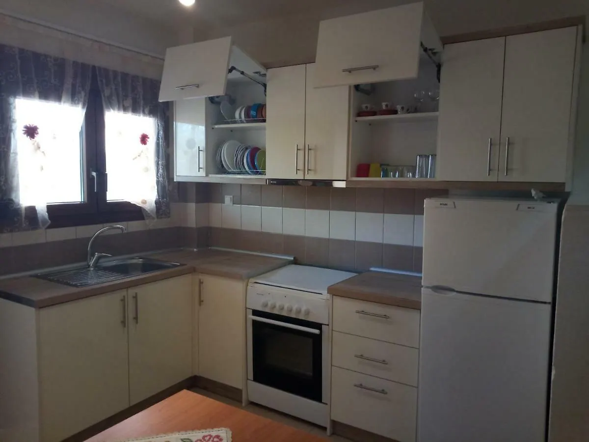 Maisonette In Paradisos Neos Marmaras